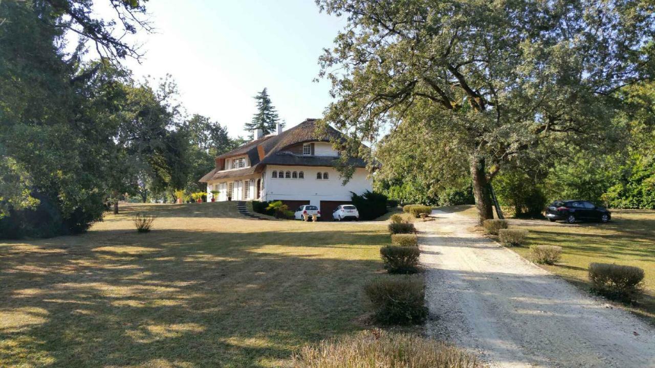La Belle Chaumiere Bed and Breakfast Bretagne-de-Marsan Buitenkant foto